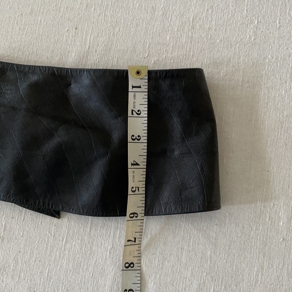 Designed and Handmade by LILLO Black Wide Soft Leather Belt - Picture 4 of 7